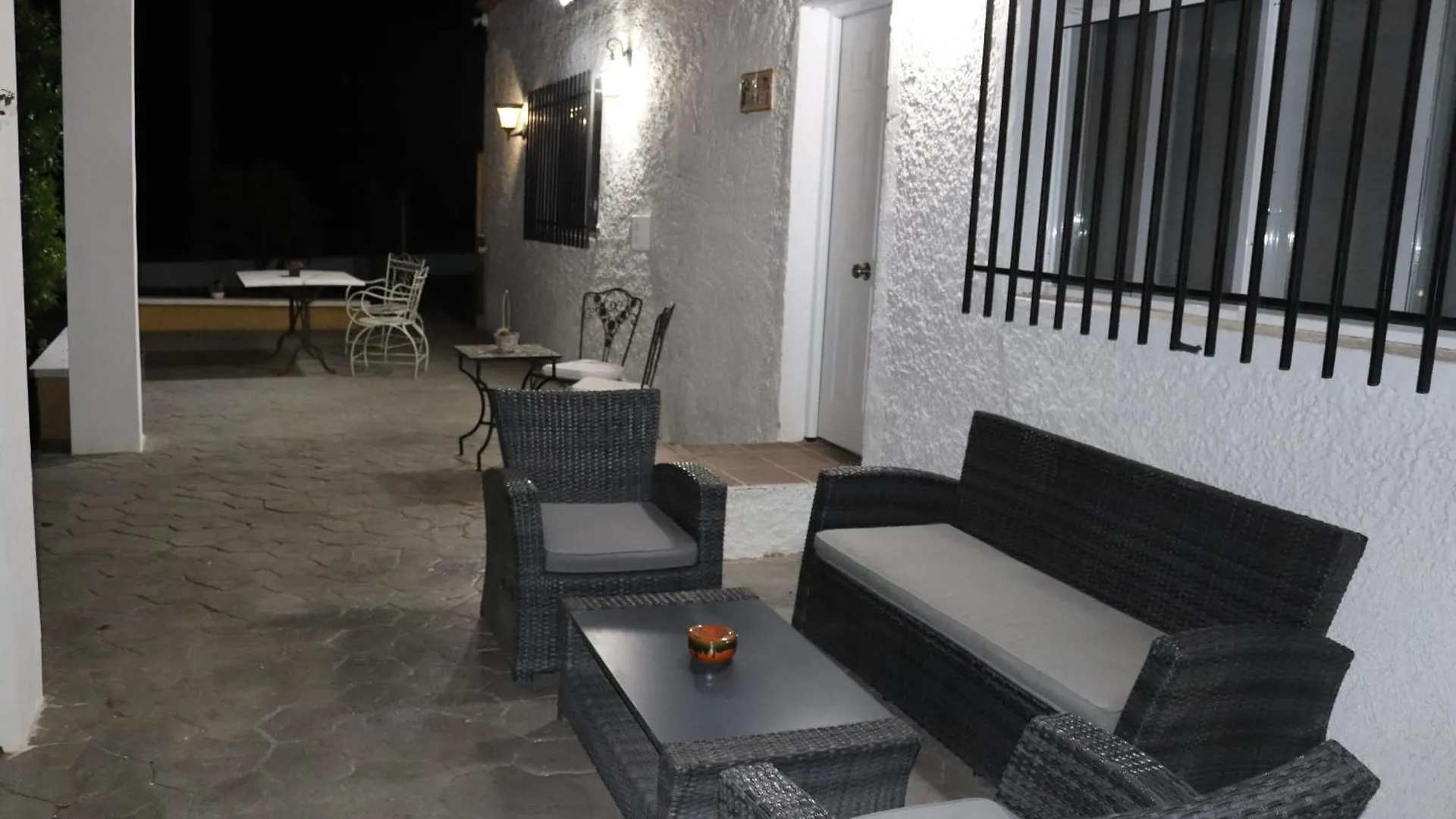 Cortijo El Pinar 1 Villa Nijar 0*,  Spain